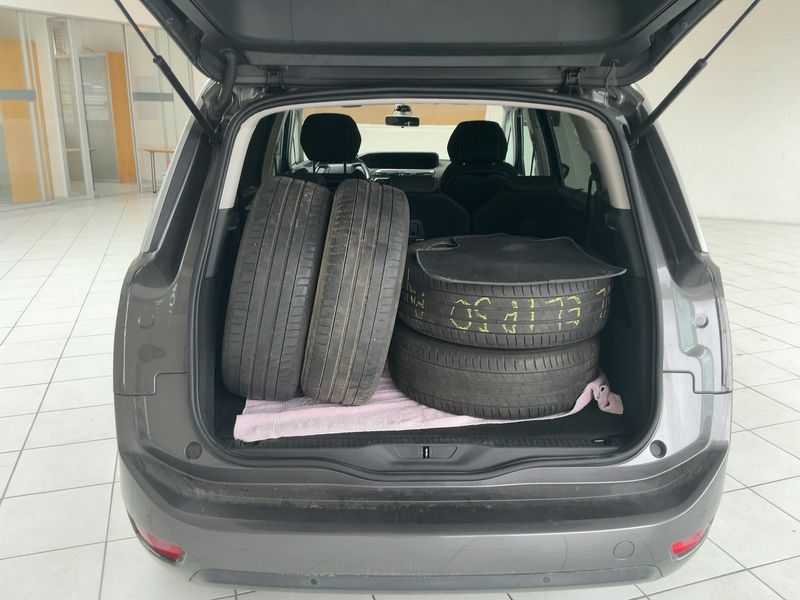 Citroen C4 Grand Picasso 1.6 Blue-HDi Selection 2018 – снимка 16