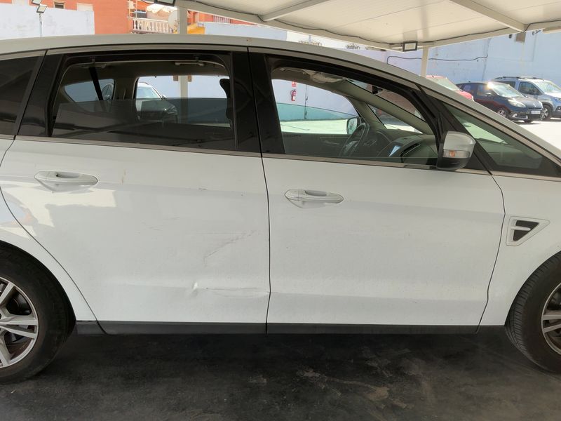Ford S-Max 2.0 TDCi Titanium 2018 – снимка 10