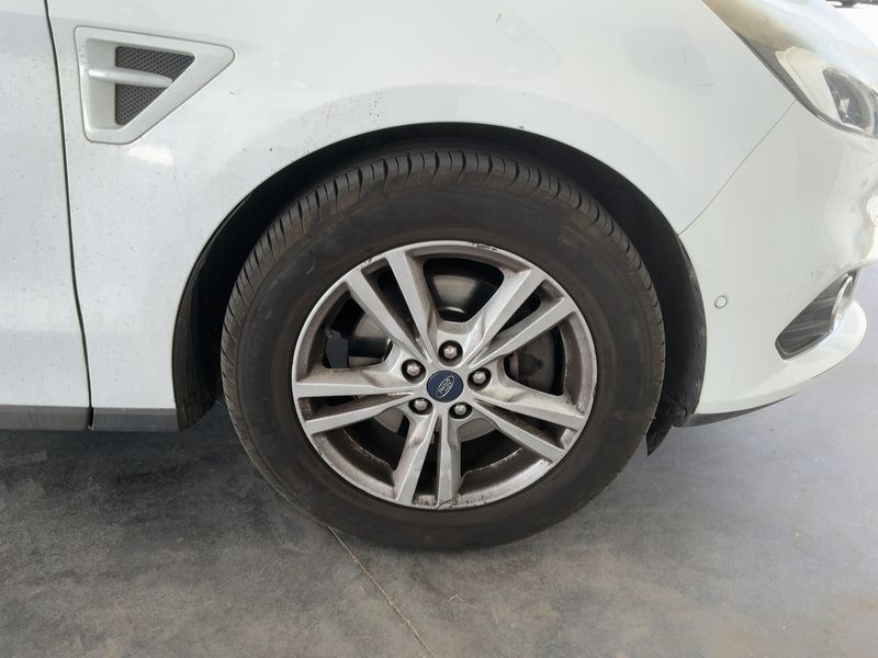 Ford S-Max 2.0 TDCi Titanium 2018 – снимка 11