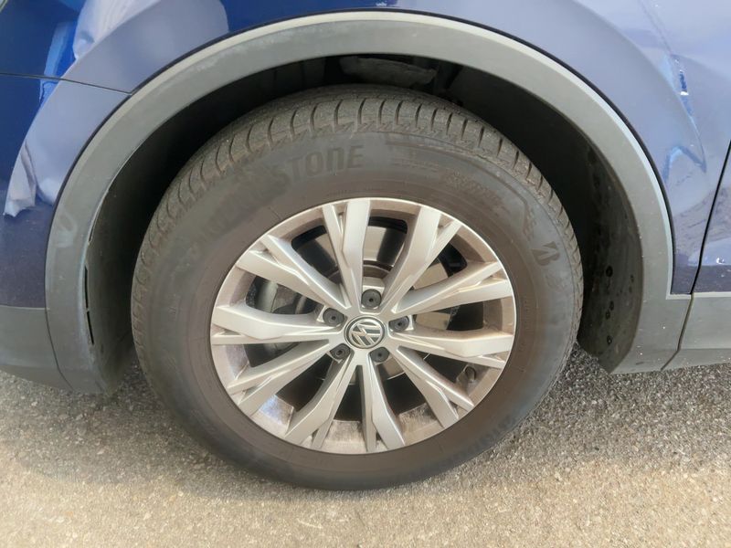 Volkswagen Tiguan 1.6 TDI Business BlueMotion Tech 2018 – снимка 3