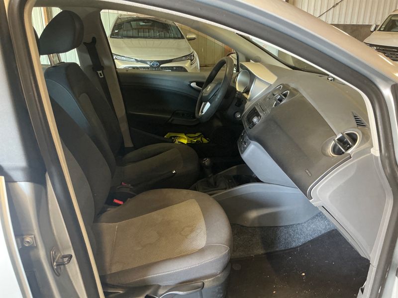 Seat Ibiza 1.2 TDI Stylance / Style 2011 – снимка 3
