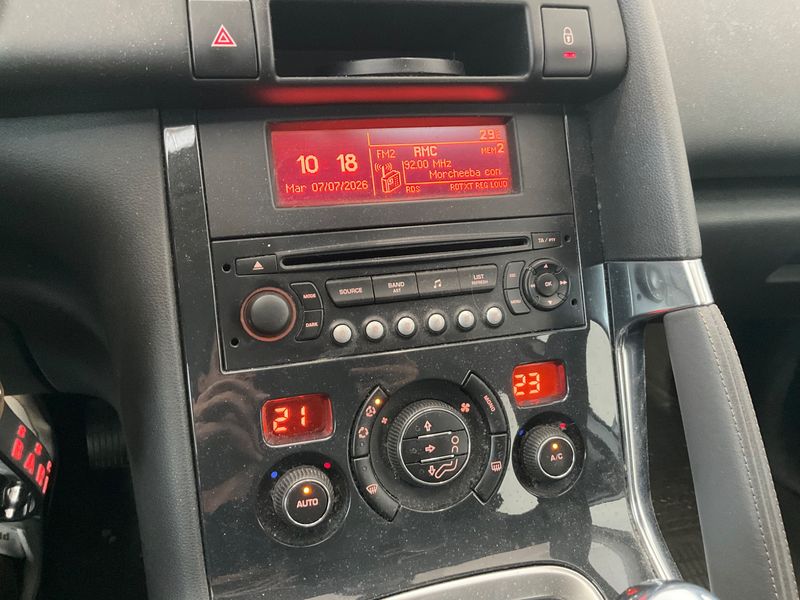 Peugeot 3008 1.6 HDi Premium 2011 – снимка на щета