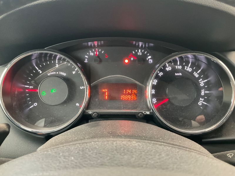 Peugeot 3008 1.6 HDi Premium 2011 – снимка 4