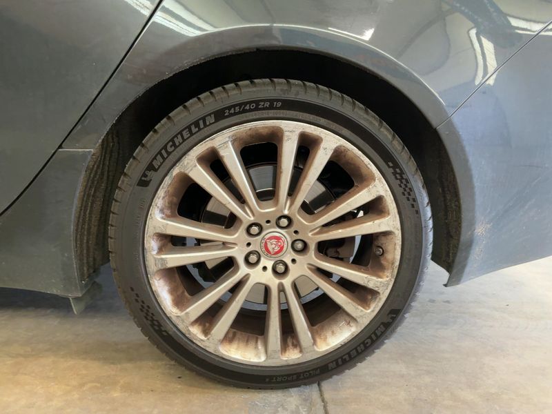 Jaguar XF 30d Portfolio 2016 – снимка 5
