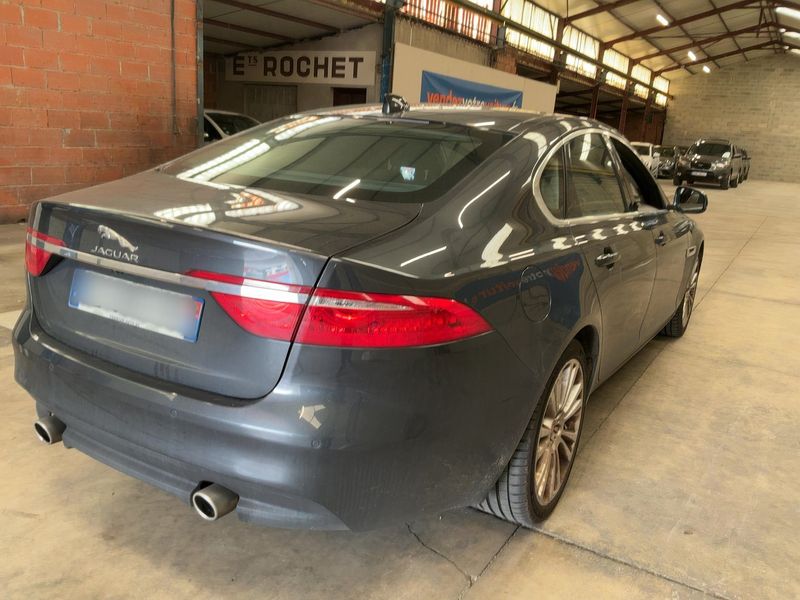 Jaguar XF 30d Portfolio 2016 – снимка 8