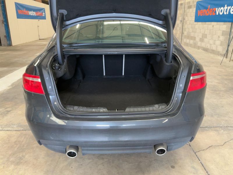 Jaguar XF 30d Portfolio 2016 – снимка 15