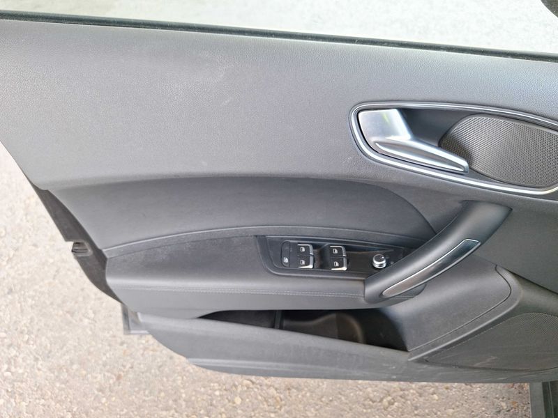 Audi A1 Sportback 1.4 TFSI Sport 2015 – снимка 44