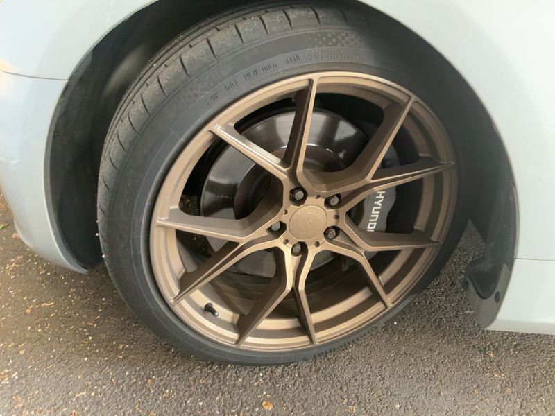 Hyundai Genesis 3.8 Basis 2011 – снимка 3