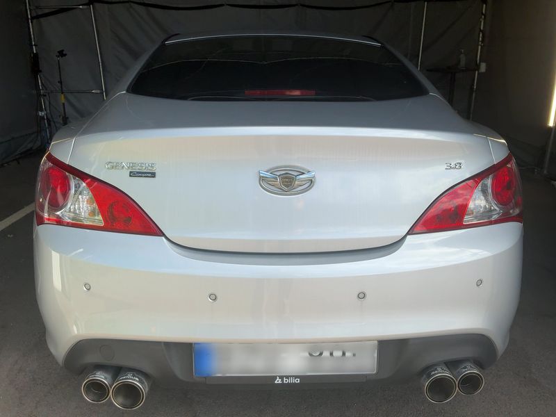 Hyundai Genesis 3.8 Basis 2011 – снимка 7