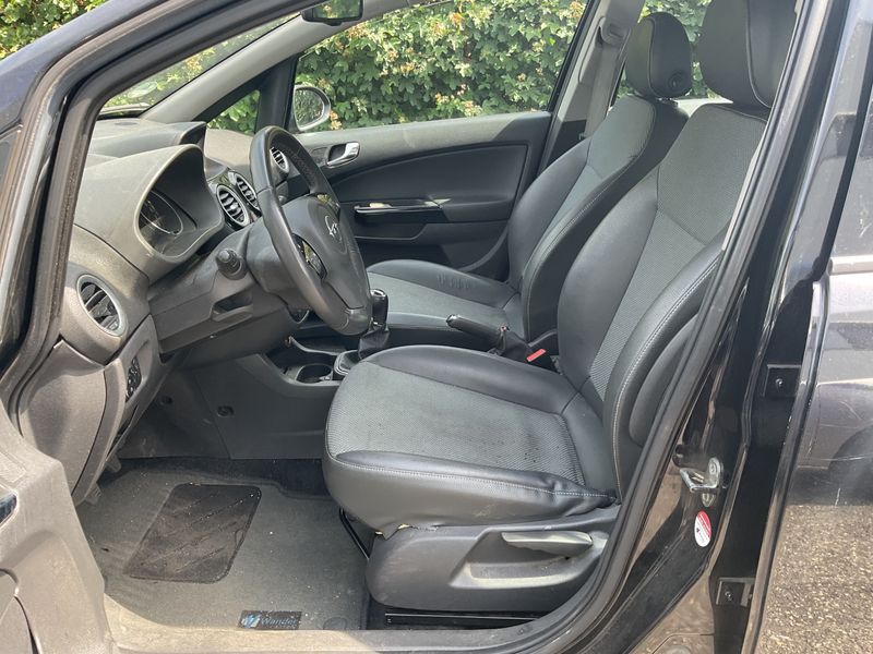 Opel Corsa 1.3 CDTI Innovation 2010 – снимка 3