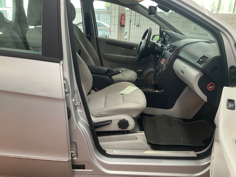 Mercedes-Benz A-Klasse A 180 Elegance 2011 – снимка 3