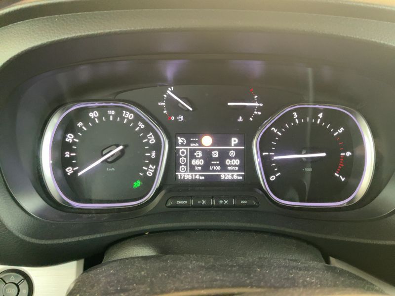 Peugeot Expert 2.0 Blue-HDi Business VIP L2 2019 – снимка 19