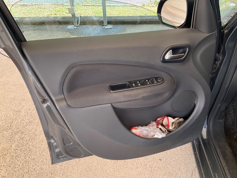 Citroen C3 Picasso 1.2 PureTech Exclusive 2017 – снимка 32