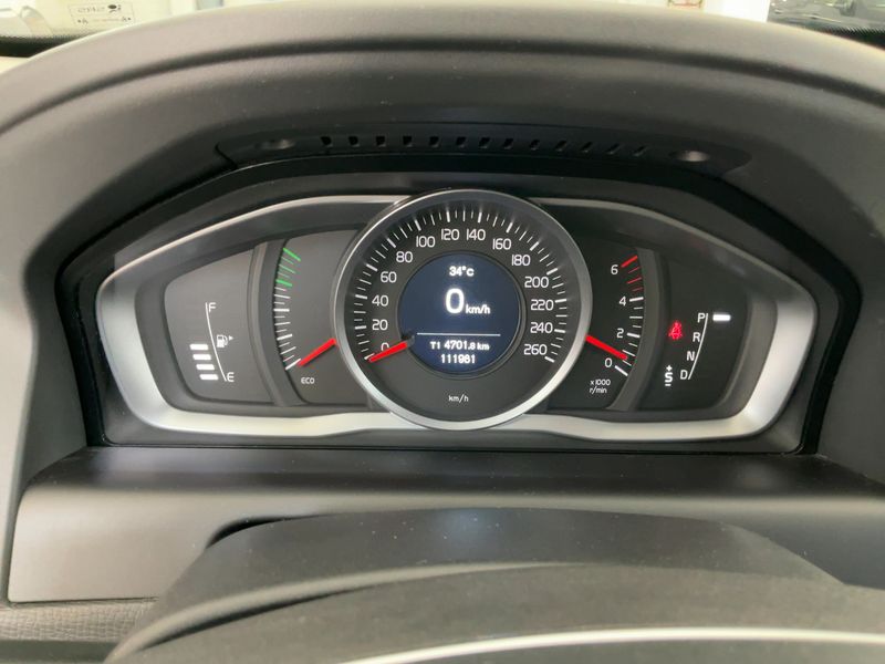 Volvo XC60 2.4 D4 Momentum AWD 2014 – снимка 18