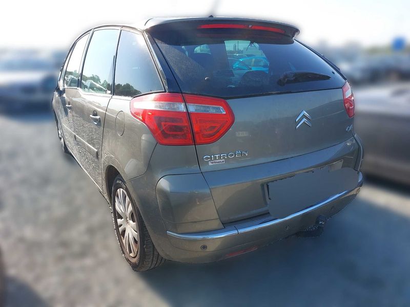 Citroen C4 Picasso 1.6 HDi Exclusive 2008 – снимка 3