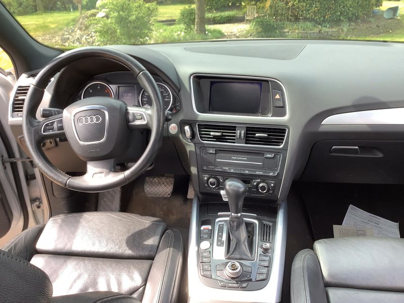 Audi Q5 3.0 V6 TDI quattro 2009 – снимка 17