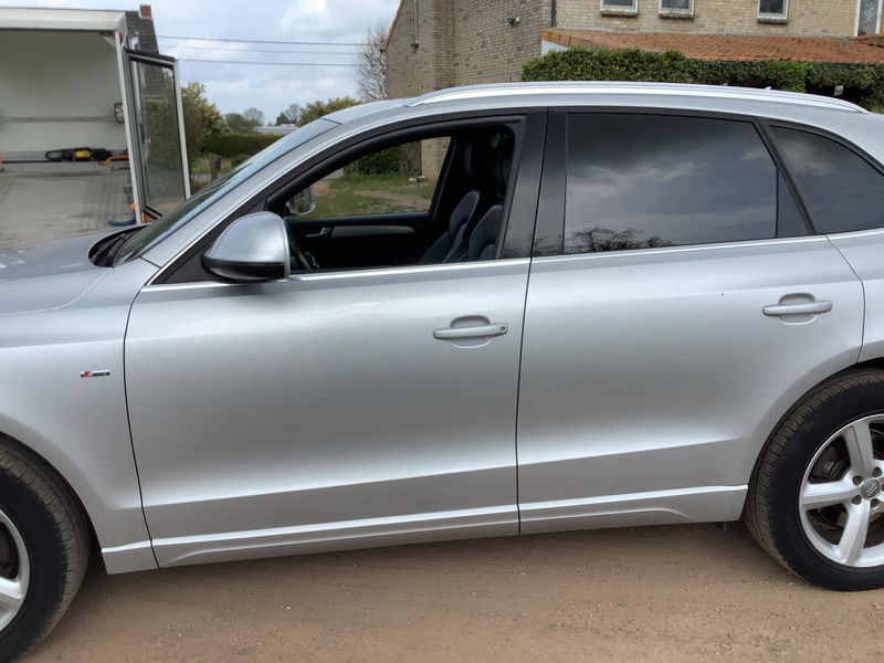 Audi Q5 3.0 V6 TDI quattro 2009 – снимка 4
