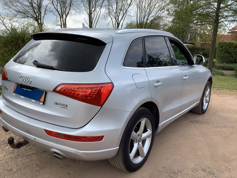 Audi Q5 3.0 V6 TDI quattro 2009 – снимка 8