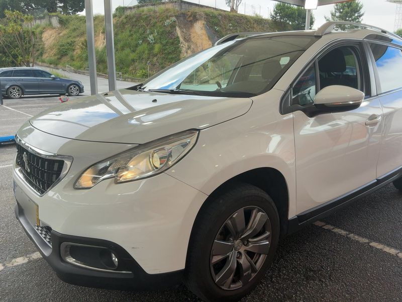 Peugeot 2008 1.2 VTi Active 2016 – снимка 2