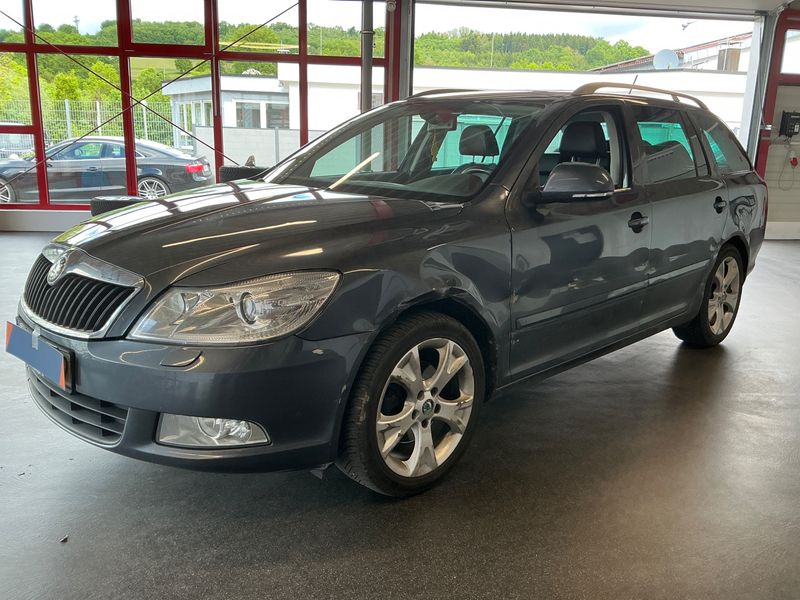 Skoda Octavia 1.8 TSI Elegance 2012 – снимка 1