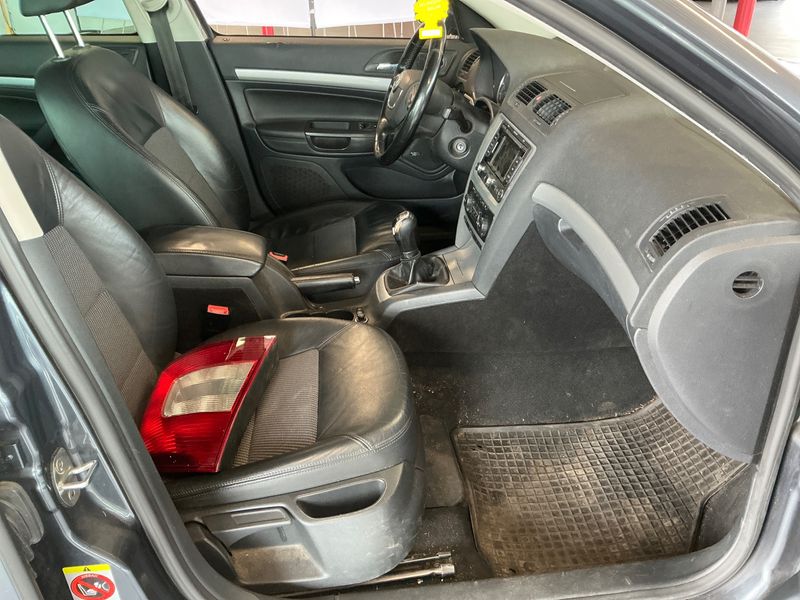 Skoda Octavia 1.8 TSI Elegance 2012 – снимка 3