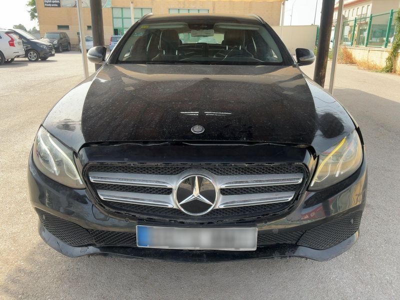 Mercedes-Benz E-Klasse E 220 d Avantgarde 2017 – снимка 14