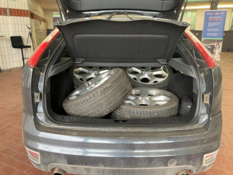 Ford Focus 2.5 ST 2007 – снимка 16