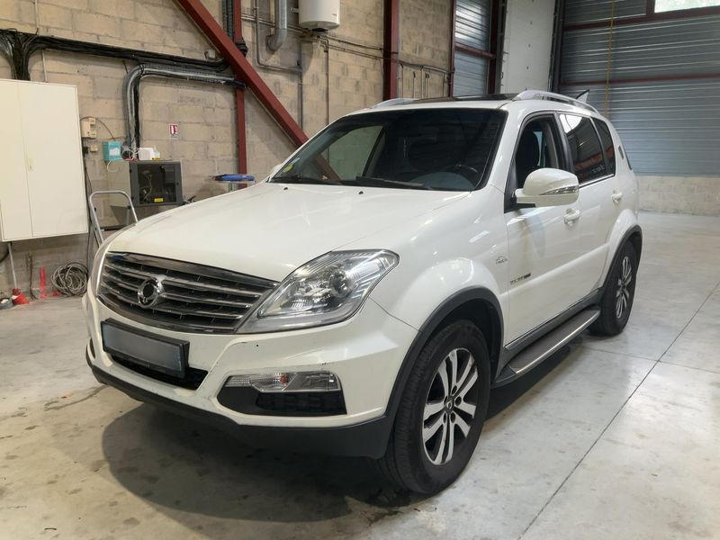 Ssangyong Rexton 2.0 TD Quartz 4x4 2013 – снимка 1