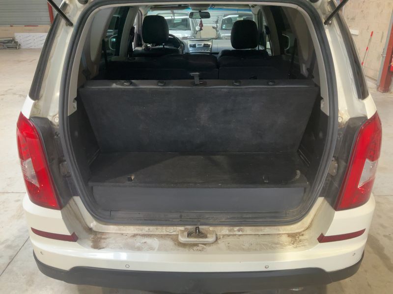 Ssangyong Rexton 2.0 TD Quartz 4x4 2013 – снимка 15