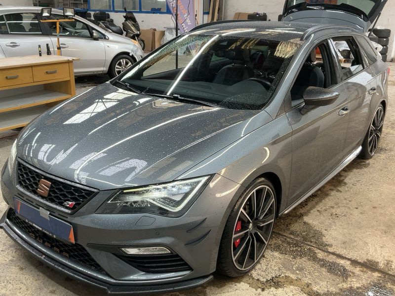 Seat Leon 2.0 TSI Cupra 300 4Drive 2018 – снимка 1