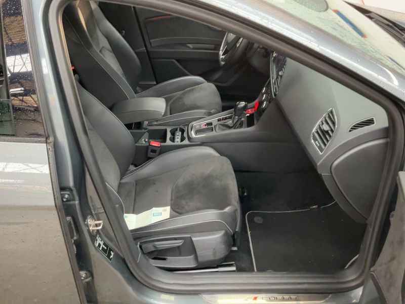 Seat Leon 2.0 TSI Cupra 300 4Drive 2018 – снимка 17