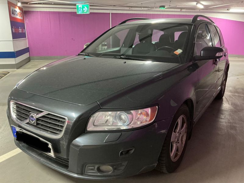 Volvo V50 1.8 F Momentum 2009 – снимка 1