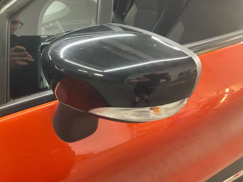 Renault Captur 0.9 Energy Dynamique 2014 – снимка 28