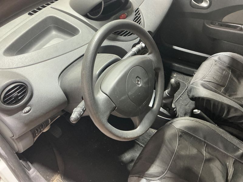 Renault Twingo 1.5 dCi Authentique 2011 – снимка 25