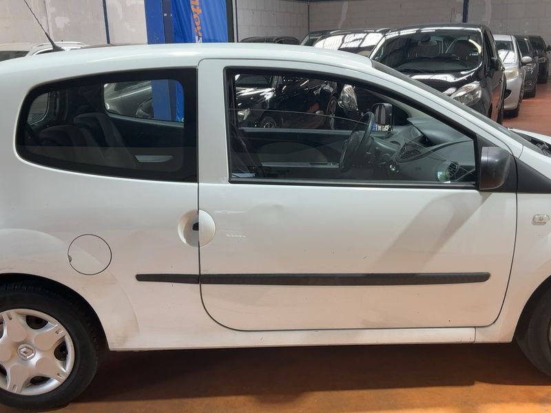 Renault Twingo 1.5 dCi Authentique 2011 – снимка 10
