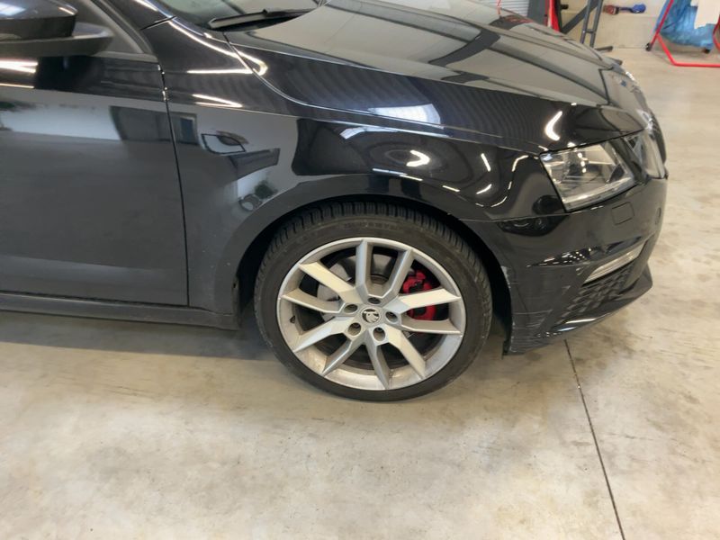 Skoda Octavia 2.0 TDI RS 2018 – снимка 11