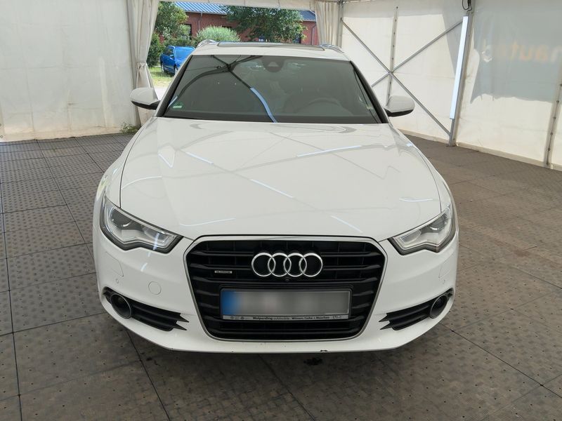 Audi A6 2.8 V6 FSI quattro 2011 – снимка 14