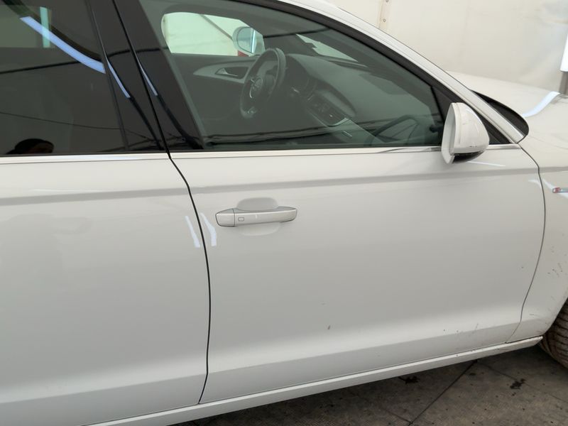 Audi A6 2.8 V6 FSI quattro 2011 – снимка 10