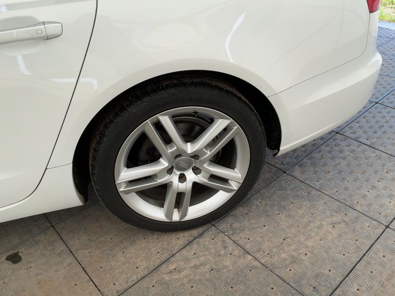 Audi A6 2.8 V6 FSI quattro 2011 – снимка 5