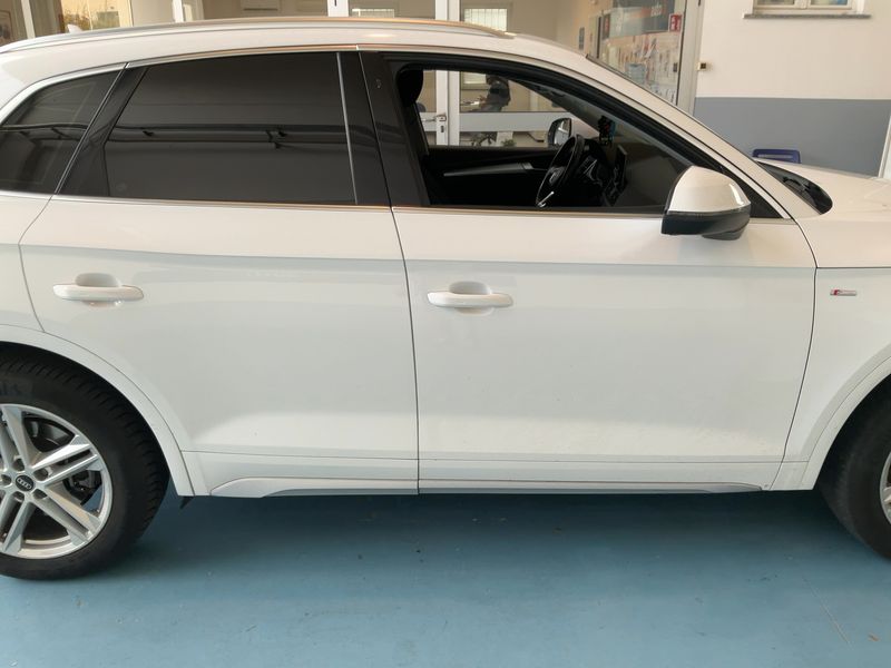 Audi Q5 50 TFSIe quattro S line 2021 – снимка 10