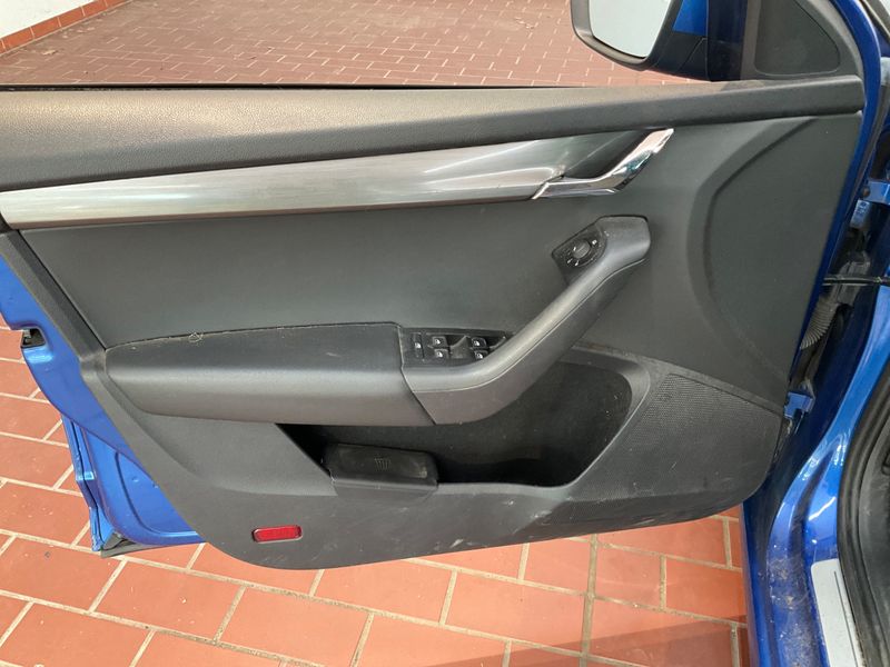 Skoda Octavia 2.0 TDI Clever 4x4 2018 – снимка 39