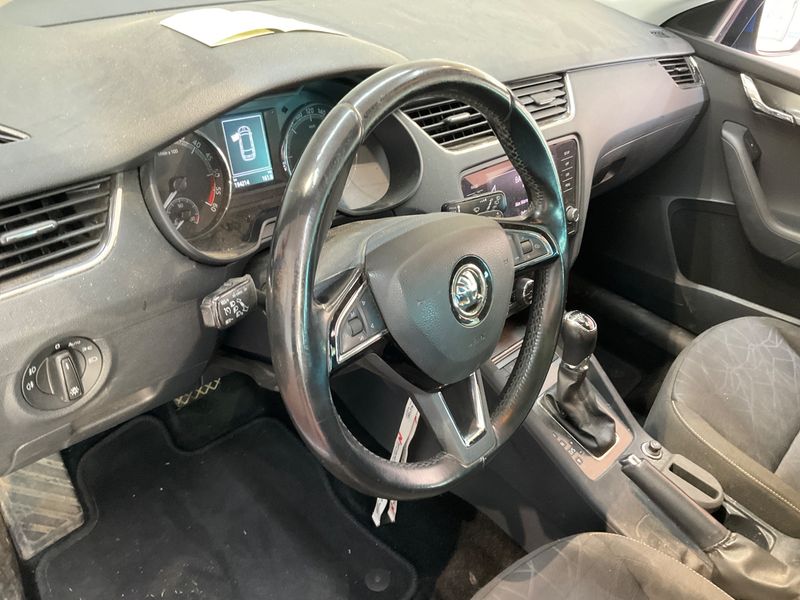 Skoda Octavia 2.0 TDI Clever 4x4 2018 – снимка 44