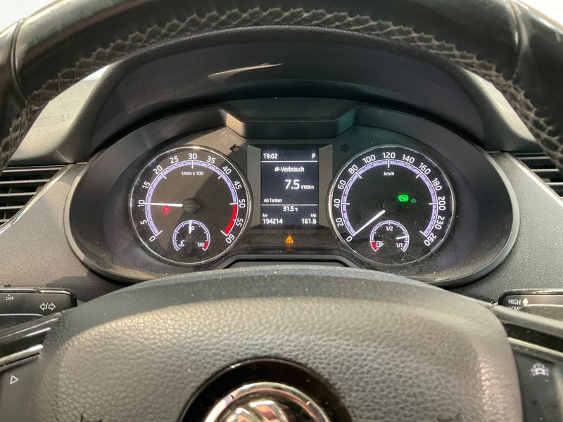 Skoda Octavia 2.0 TDI Clever 4x4 2018 – снимка 18