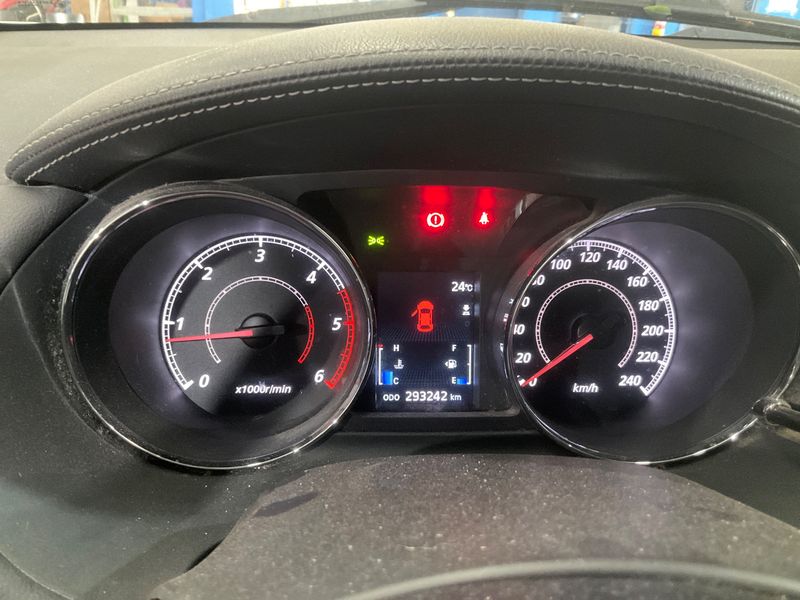 Citroen C-Crosser 2.2 HDi Exclusive 2012 – снимка 4
