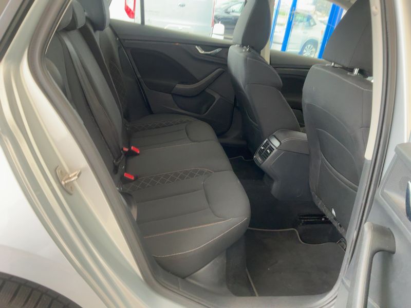 Skoda Kamiq 1.0 TSI Ambition 2020 – снимка 19