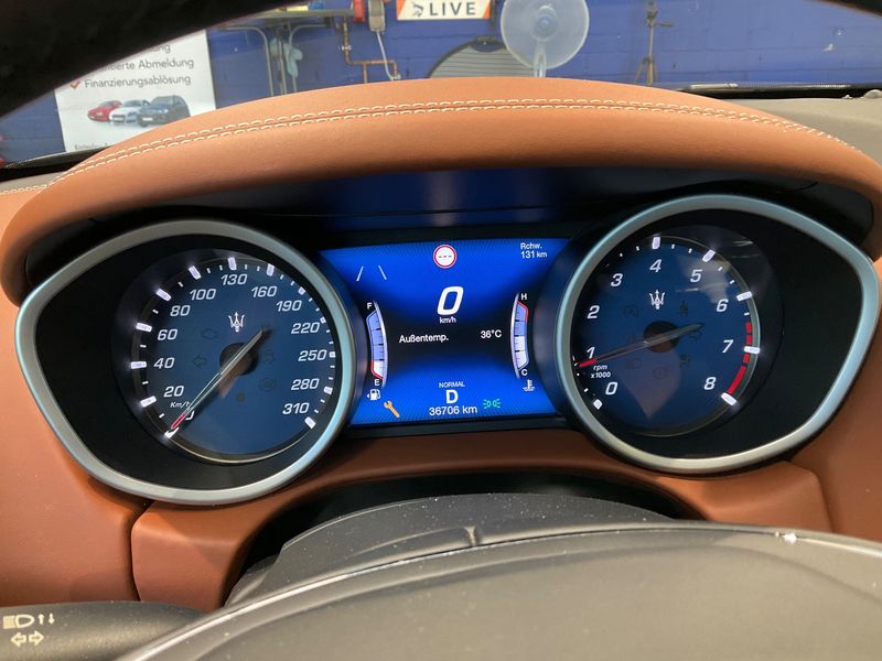 Maserati Ghibli 3.0 V6 TwinTurbo Gran Lusso S Q4 2020 – снимка 18