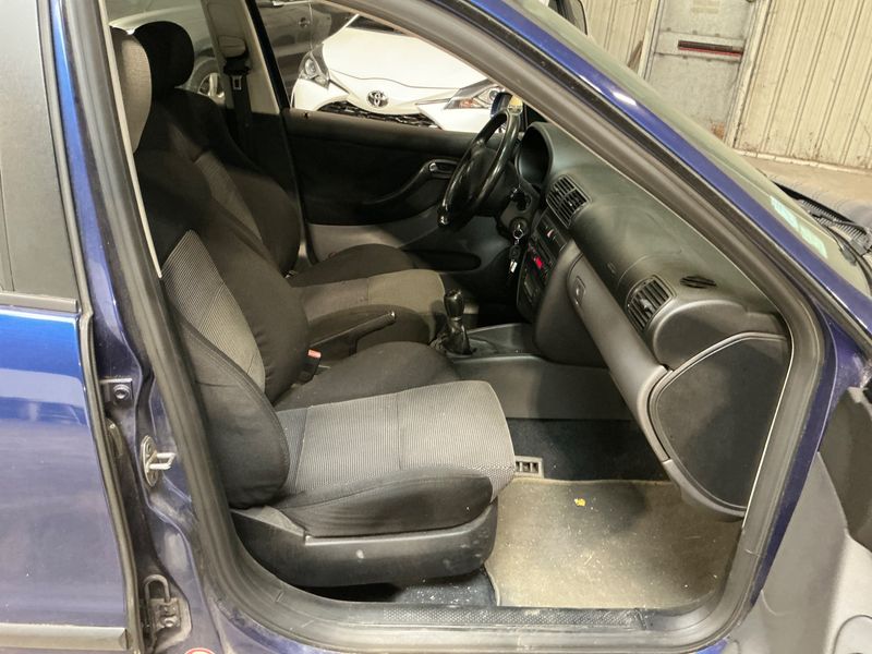 Seat Toledo 1.9 TDI TOLEDO SPORT 2003 – снимка 3