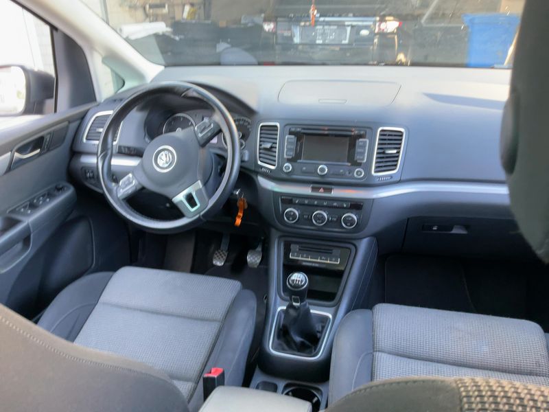 Volkswagen Sharan 2.0 TDI Comfortline BlueMotion Tech 2014 – снимка 17