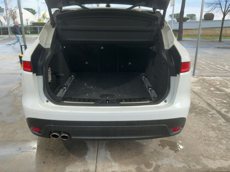 Jaguar F-Pace 20d R-Sport AWD 2020 – снимка 15
