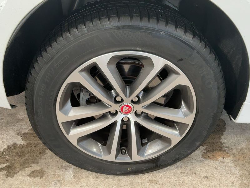 Jaguar F-Pace 20d R-Sport AWD 2020 – снимка 9